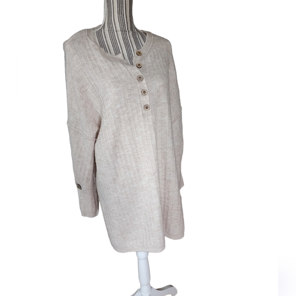 2/$30 Free People Longline Lightweight Sweater Pullover - Picture 2 of 4